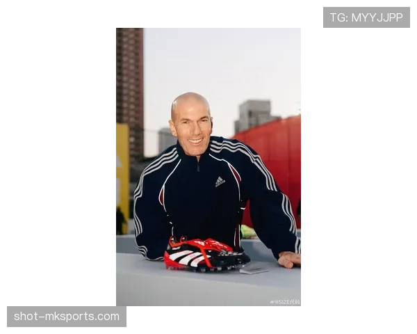 齐达内魅力与智慧双升级，全能足球大师再引全球瞩目