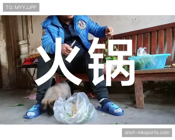 高磊训练完直接啃鸡腿？这自律人设有点扛不住啊